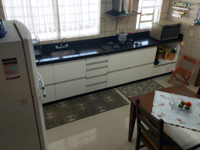 Casa 3 quartos e 1 banheiro, à venda, no bairro Santa Catarina em Caxias do Sul