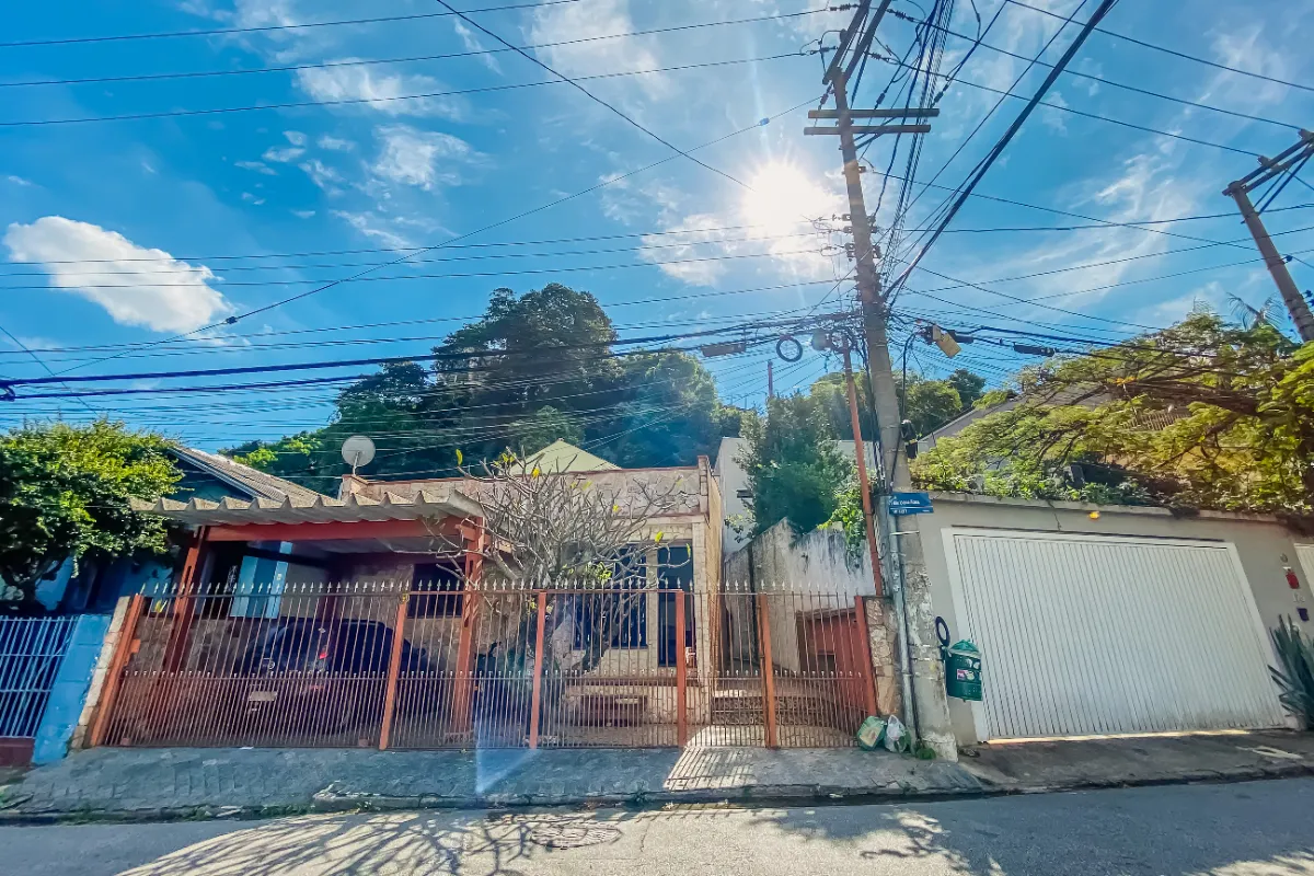 Casa para venda em Vila Anglo Brasileira com 4 quartos, 160m²
