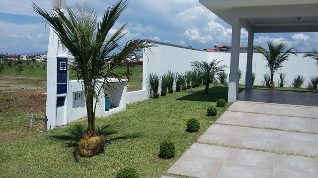 Casa com 790m² 4 quartos e 3 banheiros, à venda, no bairro Condominio Residencial Real Ville em Pindamonhangaba