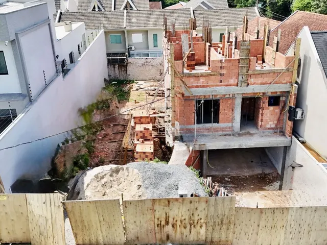 Casa com 168m² 3 quartos e 3 banheiros, à venda, no bairro Santa Felicidade em Curitiba