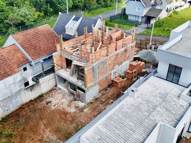 Casa com 168m² 3 quartos e 3 banheiros, à venda, no bairro Santa Felicidade em Curitiba