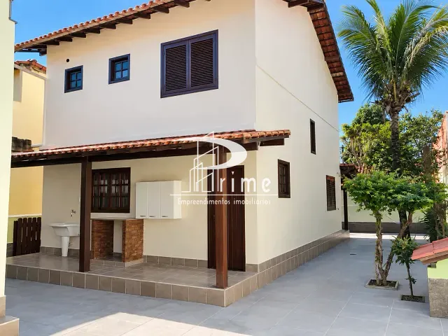 Casa com 360m² 4 quartos e 2 banheiros, à venda, no bairro Piratininga em Niterói