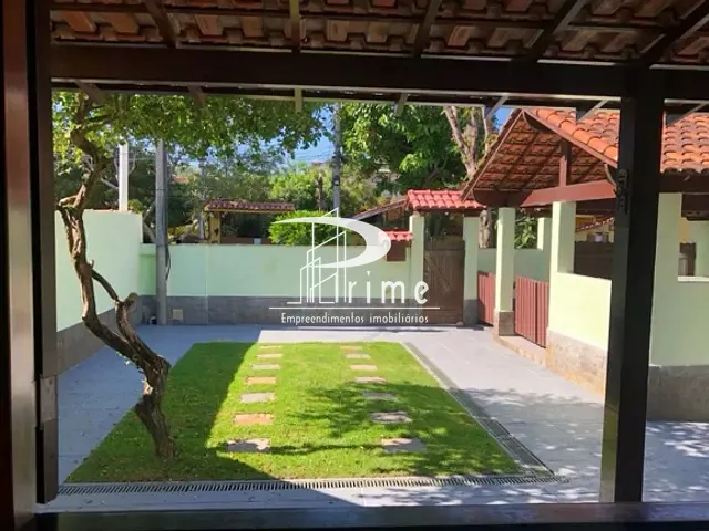 Casa com 360m² 4 quartos e 2 banheiros, à venda, no bairro Piratininga em Niterói
