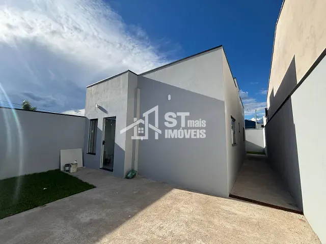 Casa 2 quartos e 1 banheiro, à venda, no bairro Jardim Heloísa em Andradas