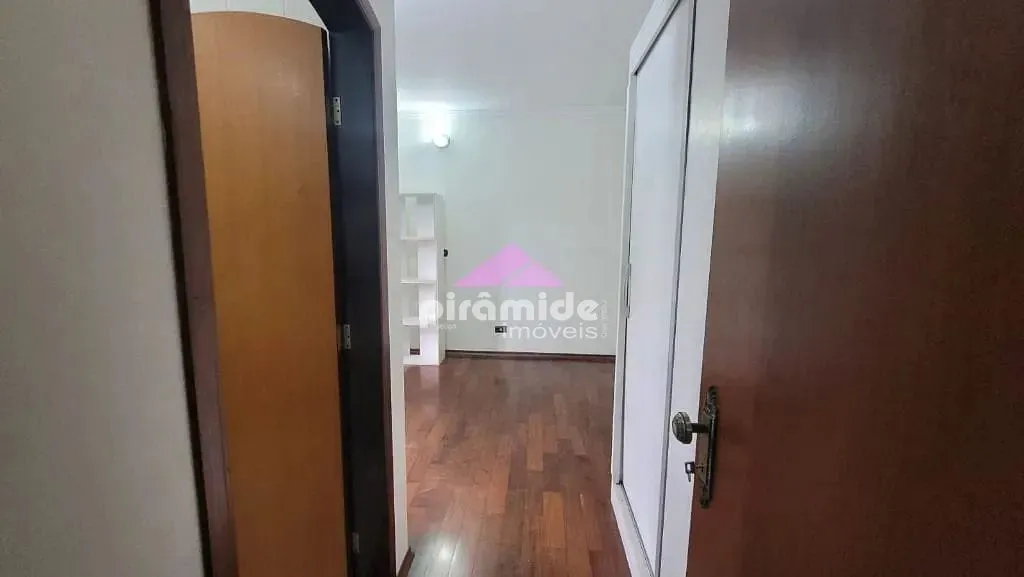 Casa, 4 quartos, 310 m² - Foto 33