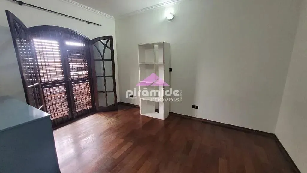 Casa, 4 quartos, 310 m² - Foto 34