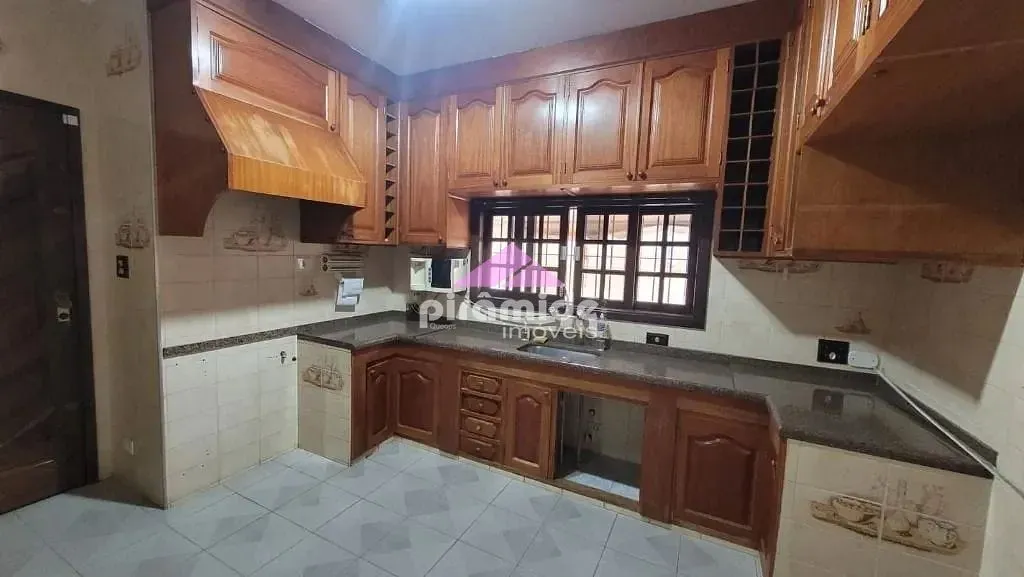 Casa, 4 quartos, 310 m² - Foto 47