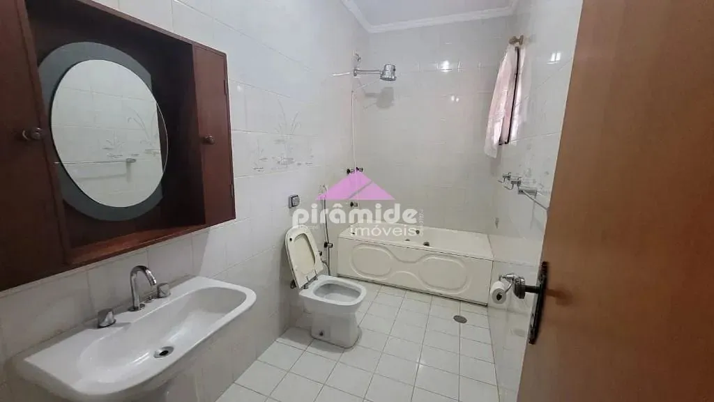 Casa, 4 quartos, 310 m² - Foto 35