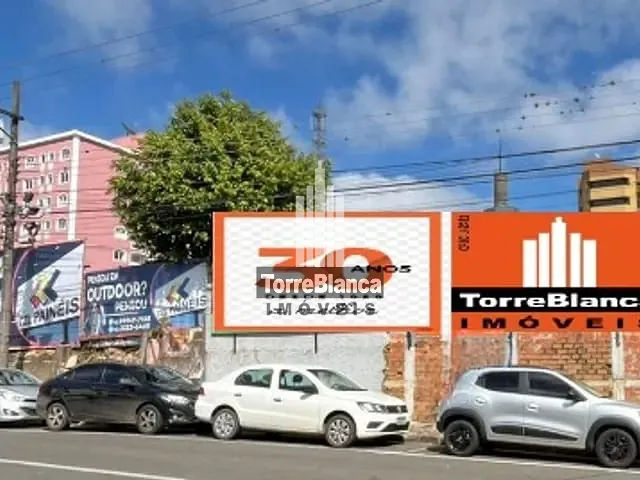 Casa à venda, no bairro Centro em Ponta Grossa