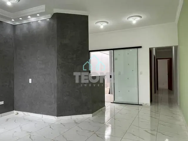 Casa com 125m² 2 quartos e 2 banheiros, à venda, no bairro Jardim Continental III em Taubaté