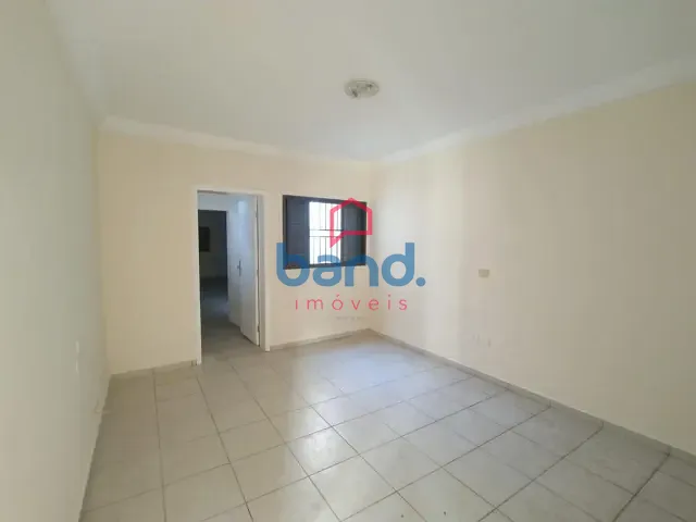 Casa 4 quartos e 3 banheiros, para alugar, no bairro Centro em Porto Feliz