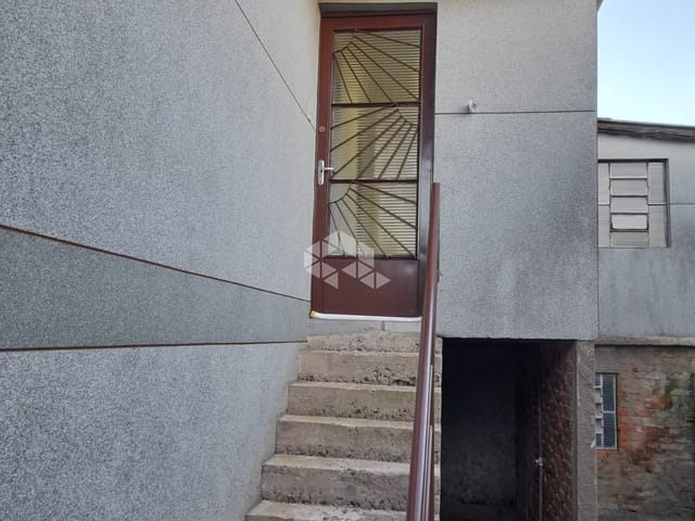 Casa 6 quartos e 2 banheiros, à venda, no bairro Santa Catarina em Caxias do Sul