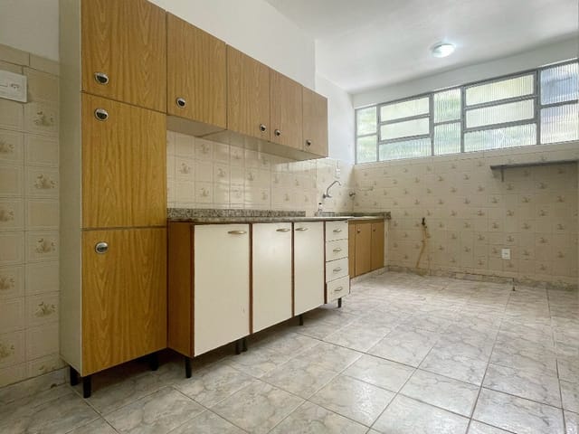 Foto do Casa - Casa linear para locação com 3 quartos, 2 banheiros e 3 vagas, Planalto, Belo Horizonte, MG | Deltalar Imóveis