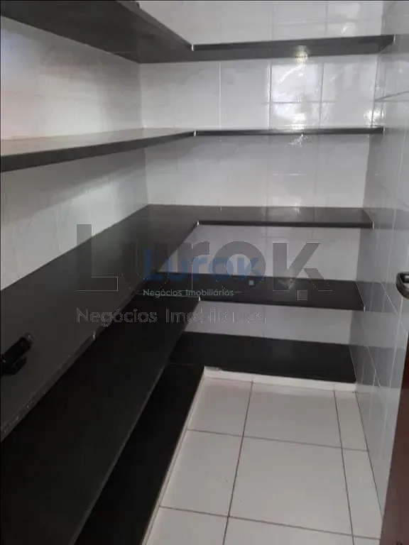 Casa, 4 quartos, 279 m² - Foto 9