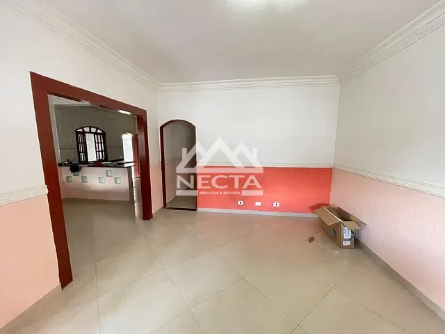 Casa com 280m² 3 quartos e 2 banheiros, à venda, no bairro Travessão em Caraguatatuba