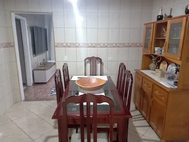 Casa com 260m² 6 quartos e 2 banheiros, à venda, no bairro Jardim Santa Lídia em Mauá
