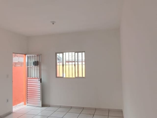 Casa com 150m² 2 quartos e 1 banheiro, à venda, no bairro Residencial e Comercial Laerte Asumpção em Pindamonhangaba