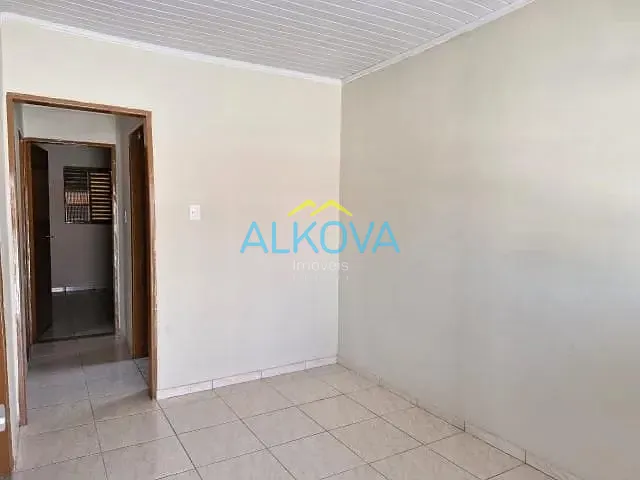 Casa com 250m² 2 quartos e 2 banheiros, à venda, no bairro Jardim Satélite em São José dos Campos
