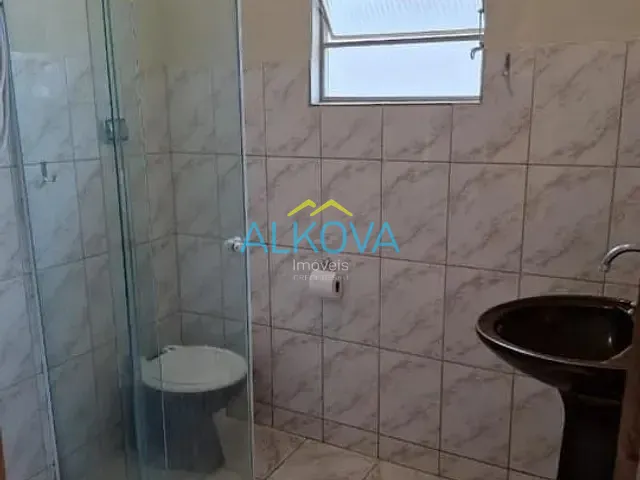 Casa com 250m² 2 quartos e 2 banheiros, à venda, no bairro Jardim Satélite em São José dos Campos