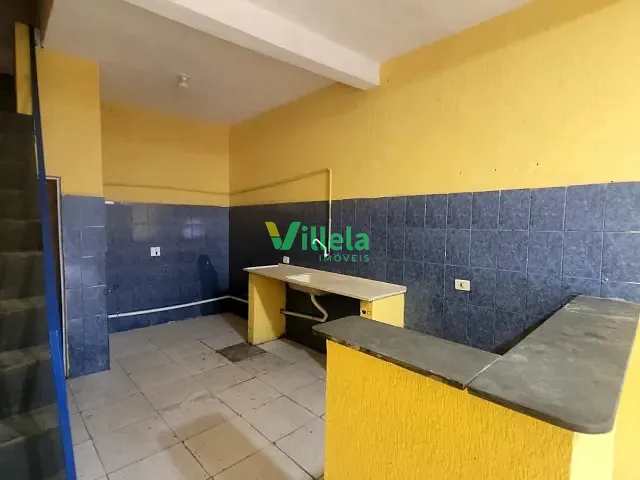 Casa para alugar, no bairro Jardim Caiubi em Itaquaquecetuba