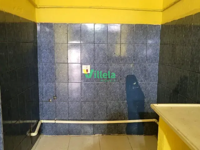 Casa para alugar, no bairro Jardim Caiubi em Itaquaquecetuba