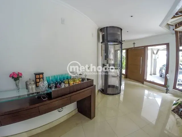 Casa com 1700m² 4 quartos e 8 banheiros, à venda, no bairro Vila Hollândia em Campinas