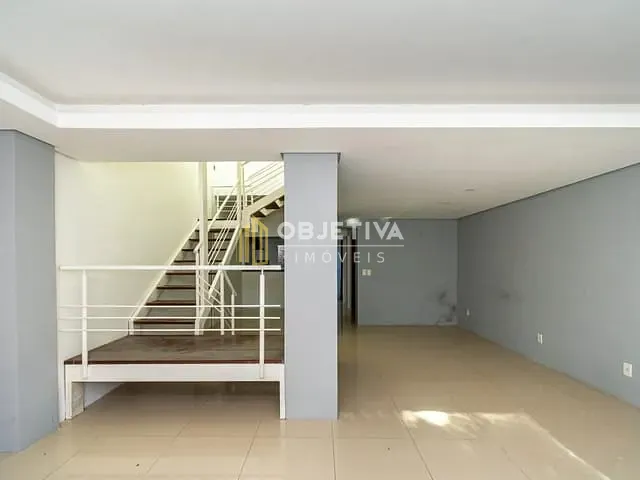 Casa com 230m² 3 quartos e 3 banheiros, à venda, no bairro Cavalhada em Porto Alegre