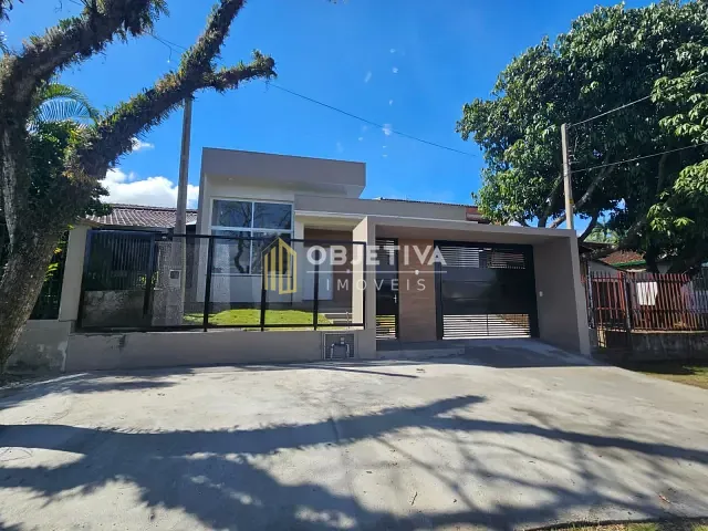 Casa com 326m² 3 quartos e 3 banheiros, à venda, no bairro São Jorge em Novo Hamburgo
