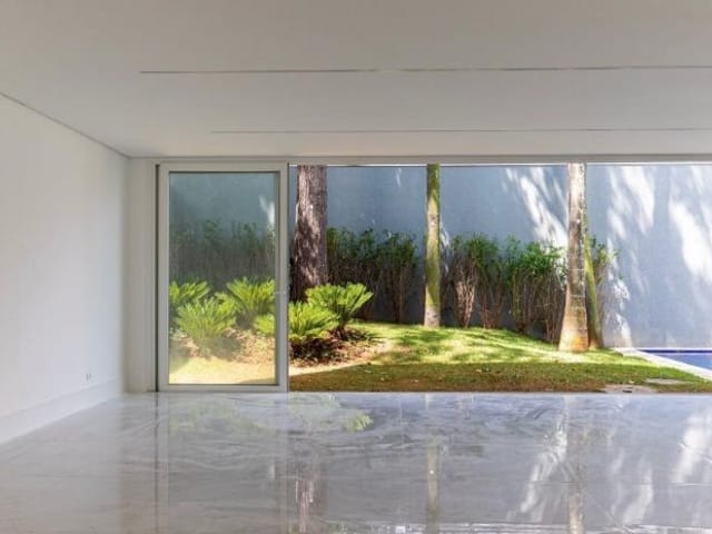 Casa com 525m² 4 quartos e 5 banheiros, à venda, no bairro Chácara Santo Antônio em São Paulo