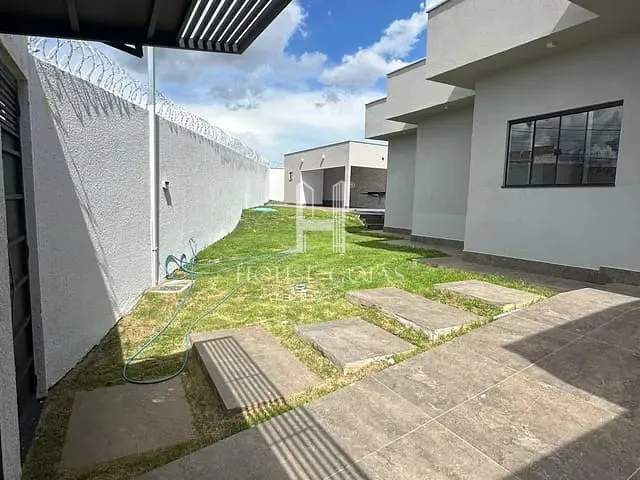 Casa com 289m² 3 quartos e 2 banheiros, à venda, no bairro Residencial Solar Central Park em Aparecida de Goiânia