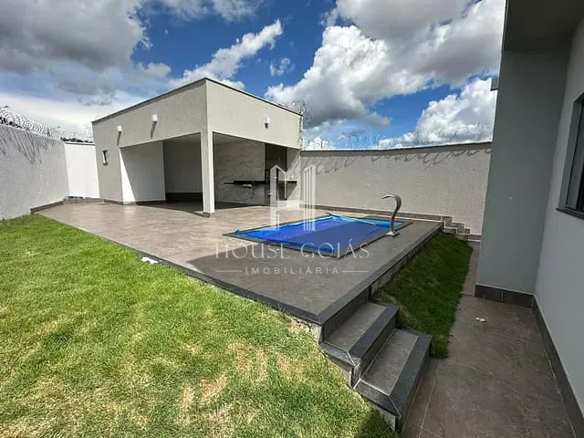 Casa com 289m² 3 quartos e 2 banheiros, à venda, no bairro Residencial Solar Central Park em Aparecida de Goiânia