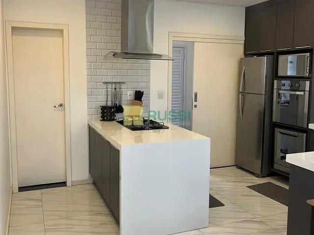 Casa 3 quartos e 5 banheiros, à venda, no bairro Condomínio Terras do Vale em Caçapava
