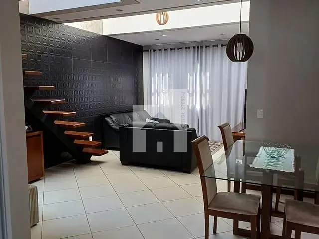 Casa com 250m² 3 quartos e 2 banheiros, à venda, no bairro Jardim Vera Cruz em Jundiaí