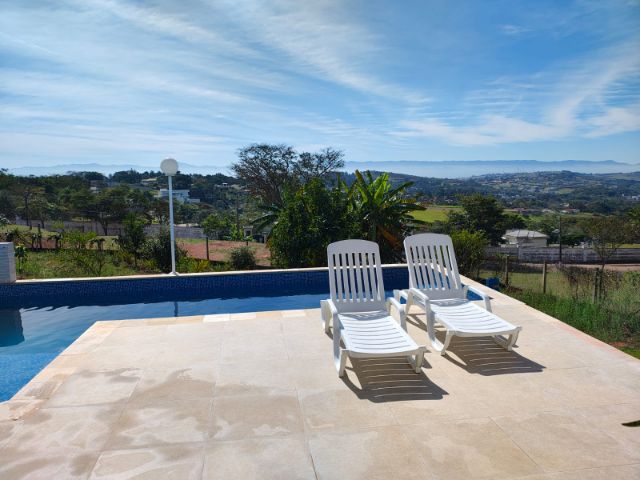 Casa com 2000m² 2 quartos e 2 banheiros, à venda, no bairro Cataguá em Taubaté