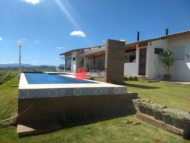 Casa com 2000m² 2 quartos e 2 banheiros, à venda, no bairro Cataguá em Taubaté