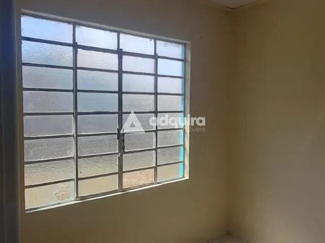 Casa com 250m² 2 quartos e 1 banheiro, à venda, no bairro Jardim Carvalho em Ponta Grossa