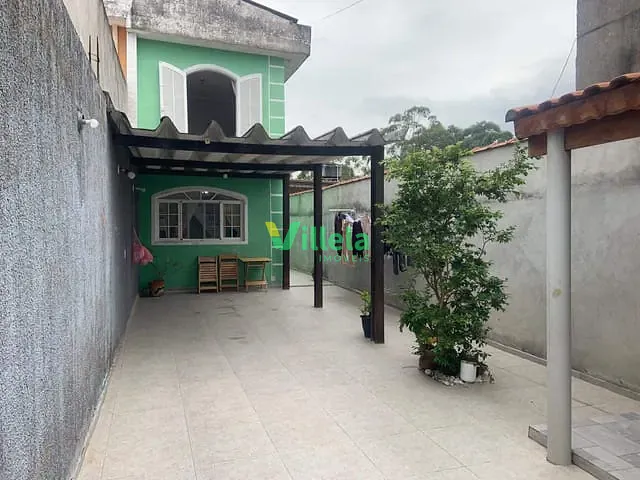 Casa 2 quartos e 2 banheiros, à venda ou para alugar, no bairro Estância Fraternidade em Itaquaquecetuba