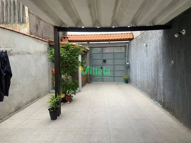 Casa 2 quartos e 2 banheiros, à venda ou para alugar, no bairro Estância Fraternidade em Itaquaquecetuba