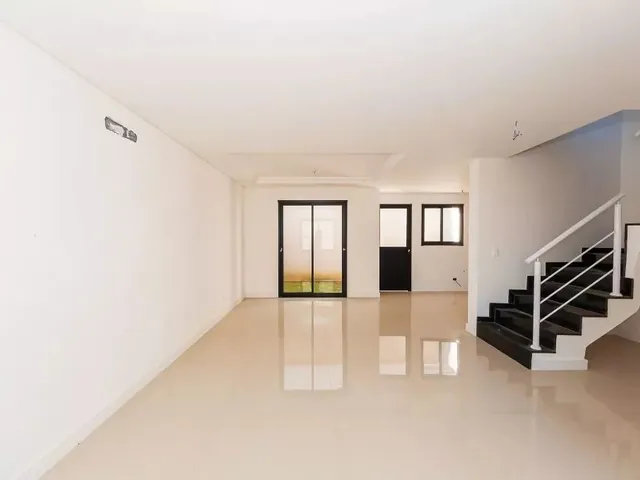 Casa com 84m² 3 quartos e 3 banheiros, à venda, no bairro Pilarzinho em Curitiba