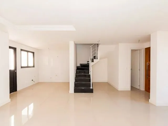 Casa com 84m² 3 quartos e 3 banheiros, à venda, no bairro Pilarzinho em Curitiba