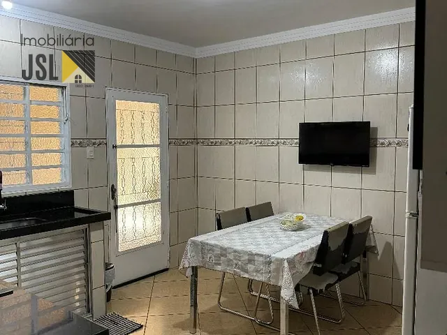 Casa com 383m² 2 quartos e 2 banheiros, à venda, no bairro Chácaras Germana em Caçapava