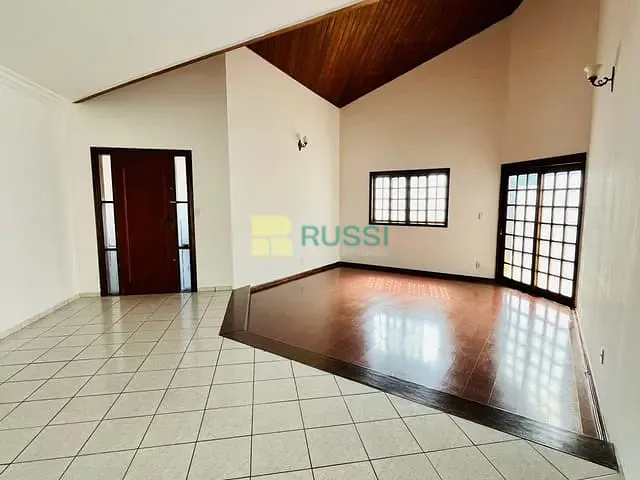 Casa 4 quartos e 3 banheiros, para alugar, no bairro Jardim das Colinas em São José dos Campos
