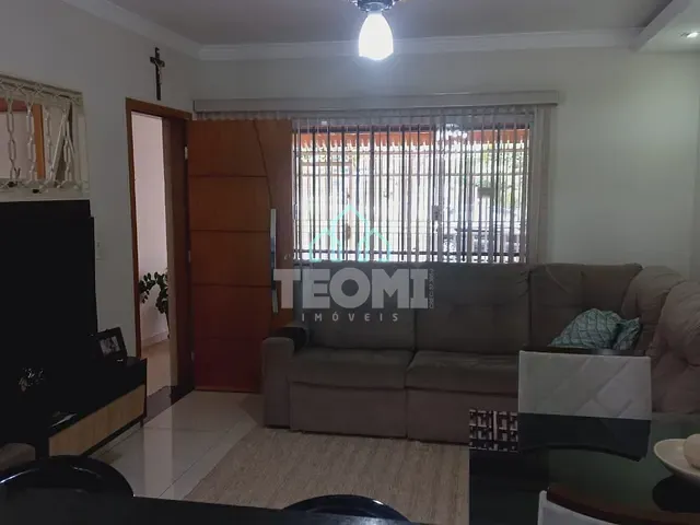 Casa com 137m² 2 quartos e 2 banheiros, à venda, no bairro Jardim Ana Emilia em Taubaté