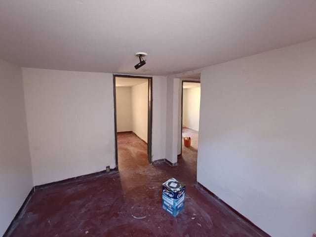 Foto do Casa - Casa com 2 dormitórios para alugar, 48 m² por R$ 456,94 - Centro - Uberaba/MG | ZUCATO IMOBILIARIA LTDA
