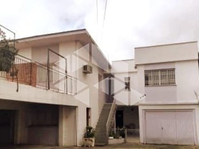 Casa 4 quartos e 3 banheiros, à venda, no bairro Santa Catarina em Caxias do Sul