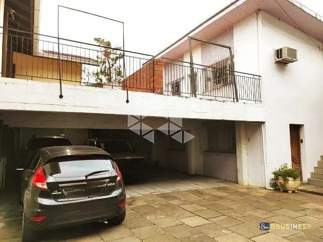 Casa 4 quartos e 3 banheiros, à venda, no bairro Santa Catarina em Caxias do Sul