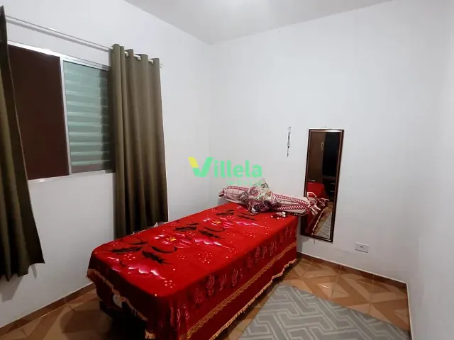 Casa 2 quartos e 1 banheiro, à venda, no bairro Jardim Itaquá em Itaquaquecetuba