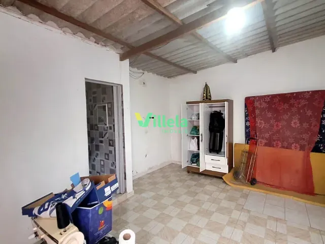 Casa 2 quartos e 1 banheiro, à venda, no bairro Jardim Itaquá em Itaquaquecetuba