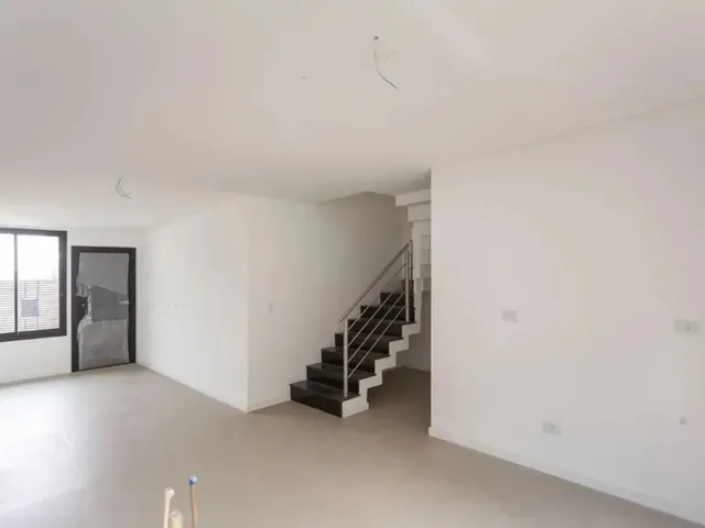 Casa com 95m² 3 quartos e 3 banheiros, à venda, no bairro Pilarzinho em Curitiba