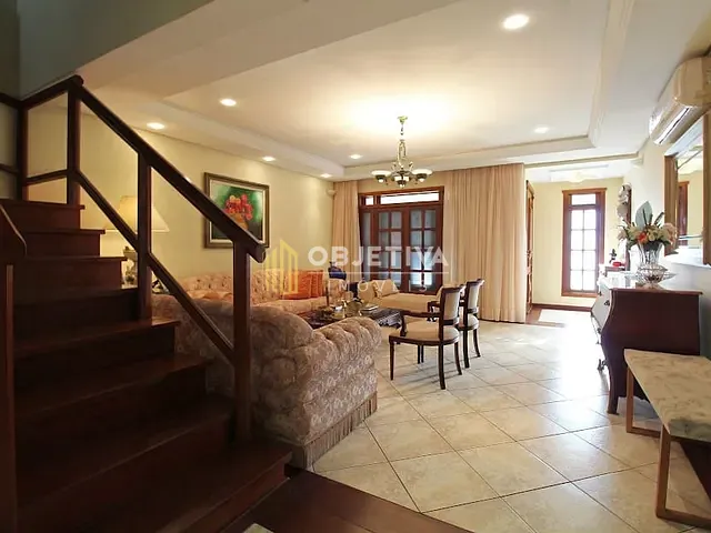 Casa com 381m² 4 quartos e 6 banheiros, à venda, no bairro Chácara das Pedras em Porto Alegre